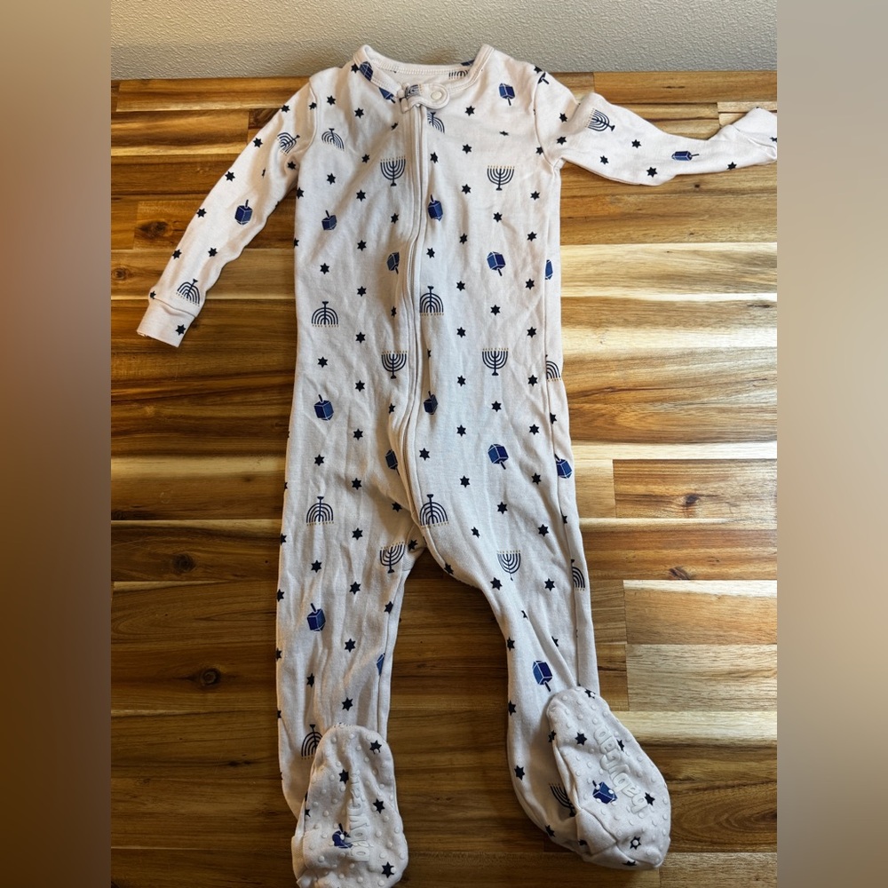 GAP Menorah Dreidel Footed Sleeper 18-24mo Organic Cotton Zipper‎ Hanukkah PJs